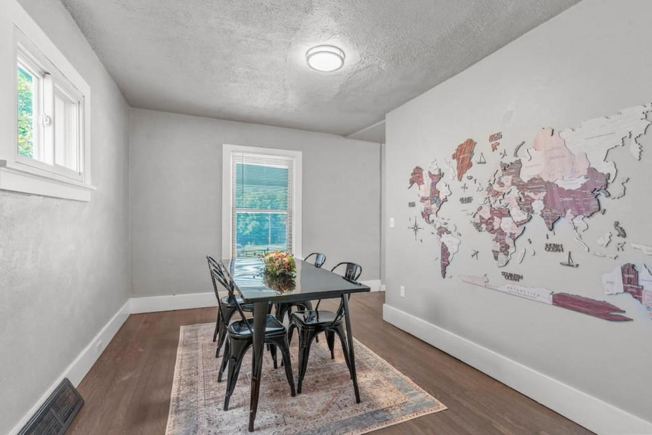 Brand New, Private Parking, Stylish 3bedroom House